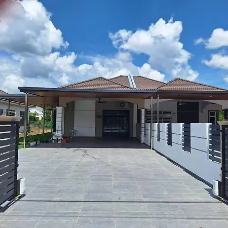 K.Cottage Muar Exterior photo